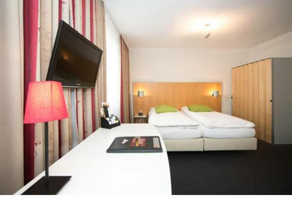Hotel Kronenhof Schaffhausen Exterior foto